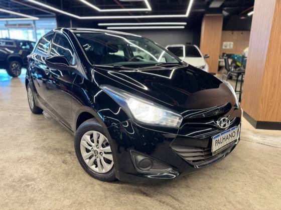 HYUNDAI HB20 1.0 COMFORT PLUS 12V FLEX 4P MANUAL HYUNDAI HB20 1.0 COMFORT PLUS 12V FLEX 4P MANUAL
